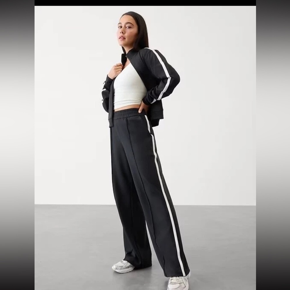 NWT Athleta Finish Line Track pant Black/White Pant Size Large L